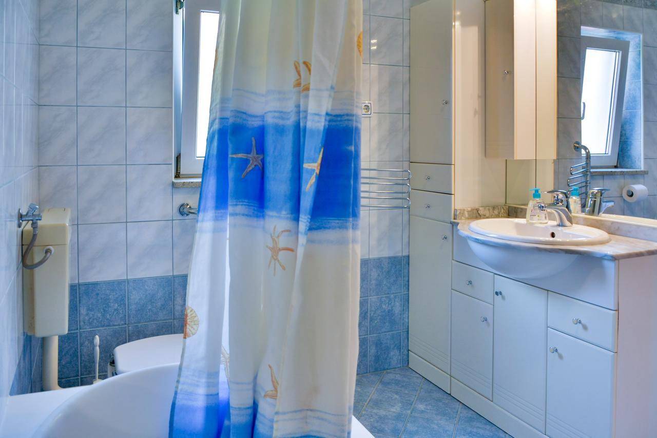 Karlo1 Apartment Zengg Kültér fotó